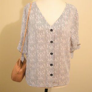 Knot Cuff button, Blouse, from Apt. 9 size M,